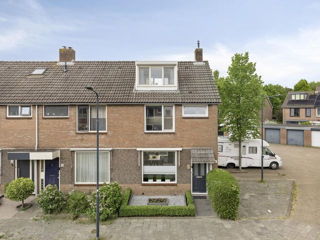 Bocht 40, Breda