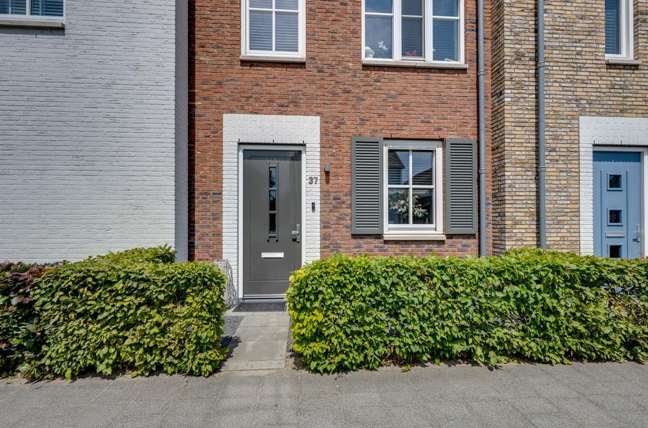 Raadhuisstraat 37
