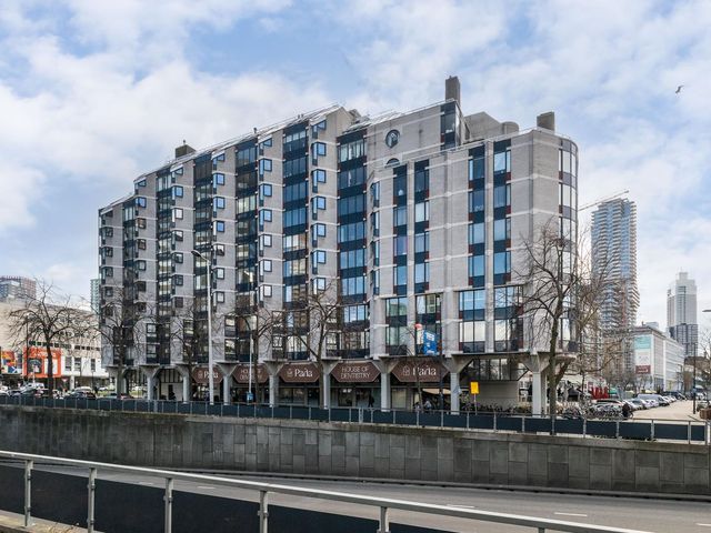Churchillplein 48, Rotterdam