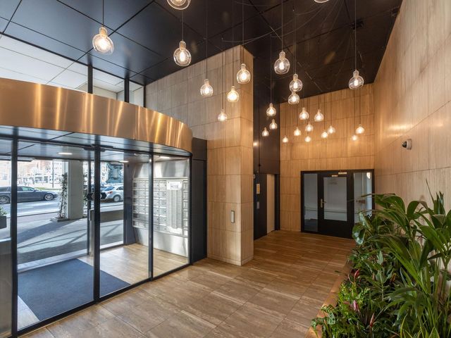Churchillplein 48, Rotterdam