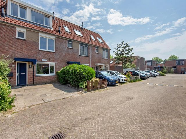 Buizerdveld 15, Zoetermeer