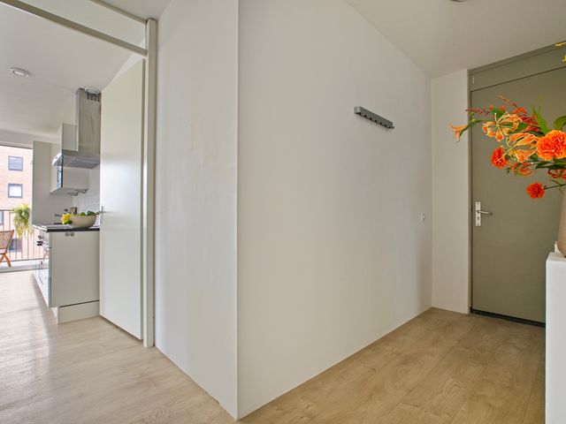 Eva Besnyöstraat 67, Amsterdam