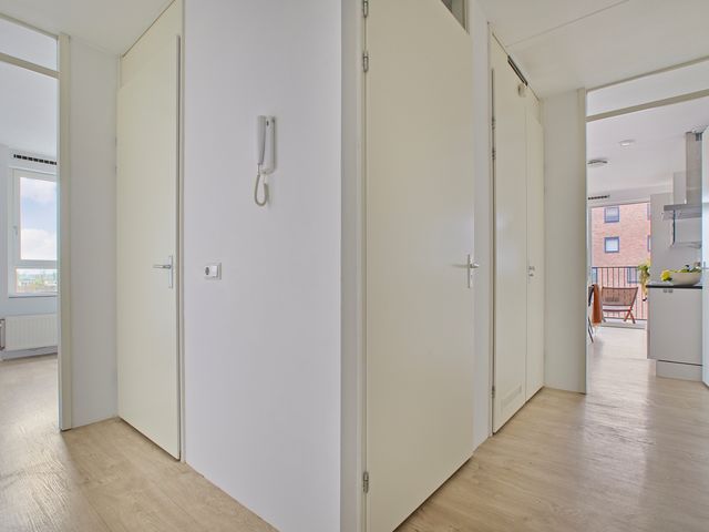 Eva Besnyöstraat 67, Amsterdam