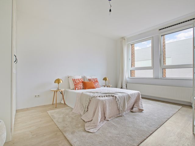 Eva Besnyöstraat 67, Amsterdam