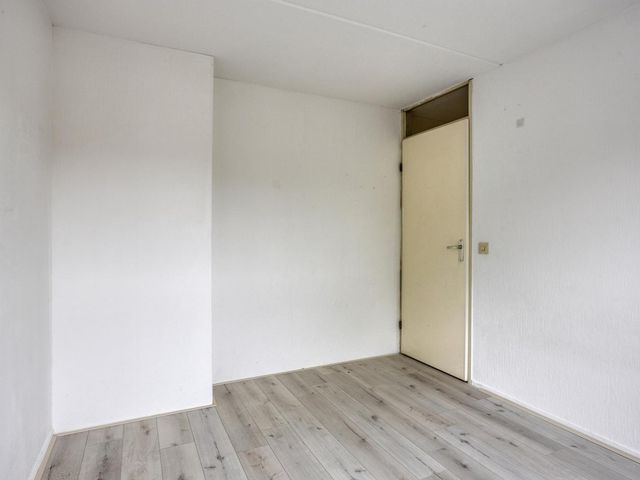 Hoefijzer 17, Zwaag