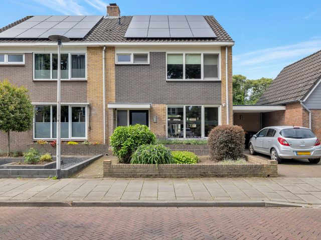 Dr Ariensstraat 12, Overdinkel