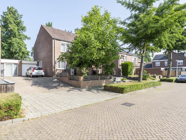 Dinkelstraat 35, Geleen