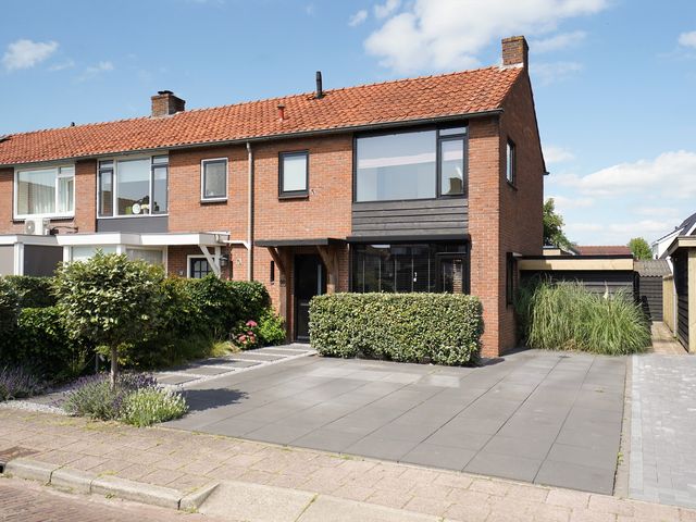 Jac Catsstraat 26, Putten