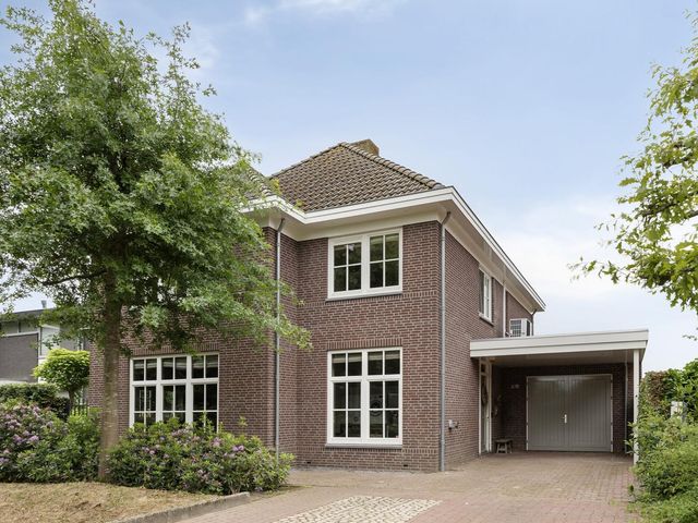 Bronkhorstdreef 48, Roosendaal