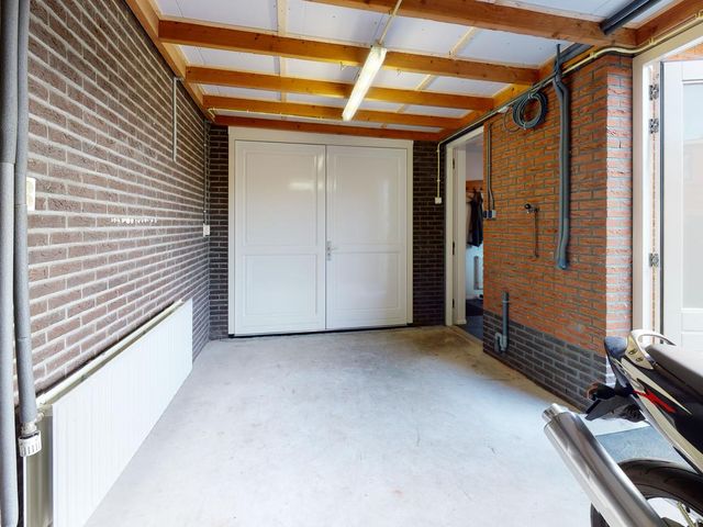 Mosterdpot 13, Tuitjenhorn