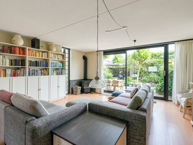 Anne Vondelingplantsoen 1, Naaldwijk