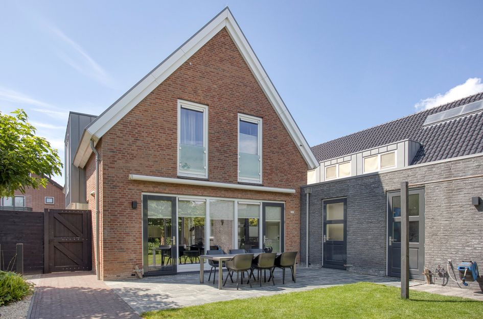 Dorpsstraat 97