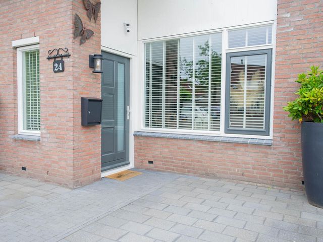IJsselplein 24, Helmond