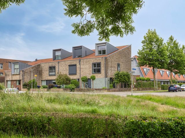 Vlaamse Gaai 9, Zeewolde