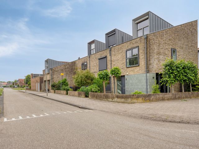 Vlaamse Gaai 9, Zeewolde