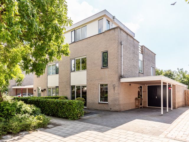 Griend 11 21, Lelystad