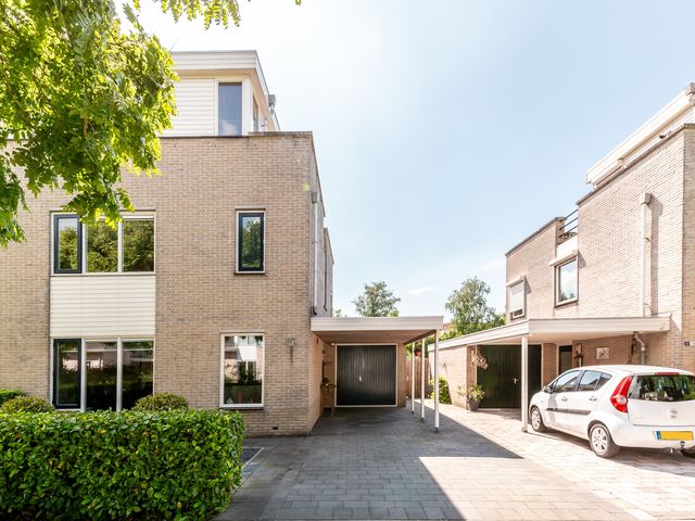 Griend 11 21, Lelystad