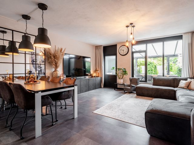 Wormer 10, Lelystad
