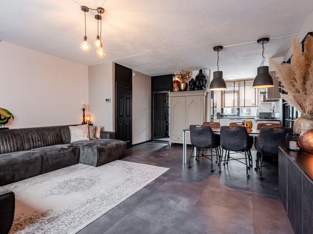 Wormer 10, Lelystad