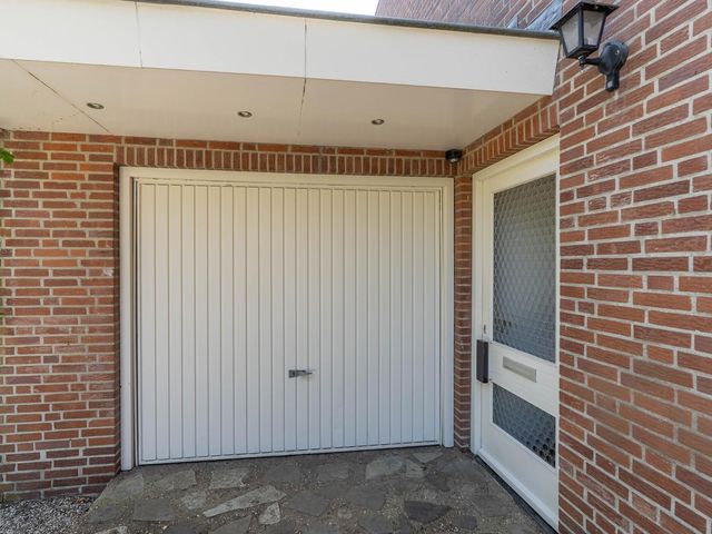 Kuluutsheuvel 12, Overloon
