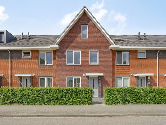 Asturiëstraat 15, Lent