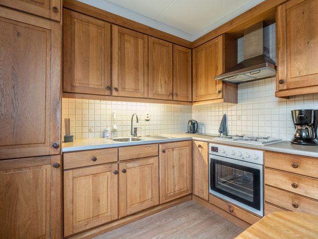 Dollardlaan 94, Scheemda