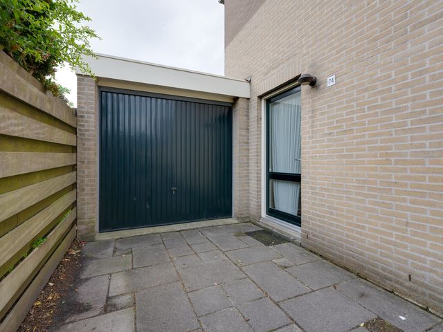 Veranda 74, Hoorn