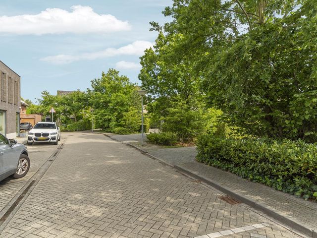 Tiarastraat 23, Almere