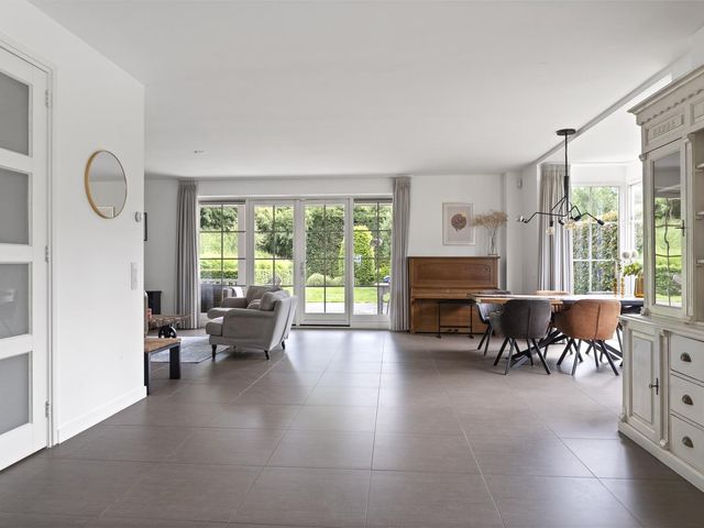 Tiarastraat 23, Almere