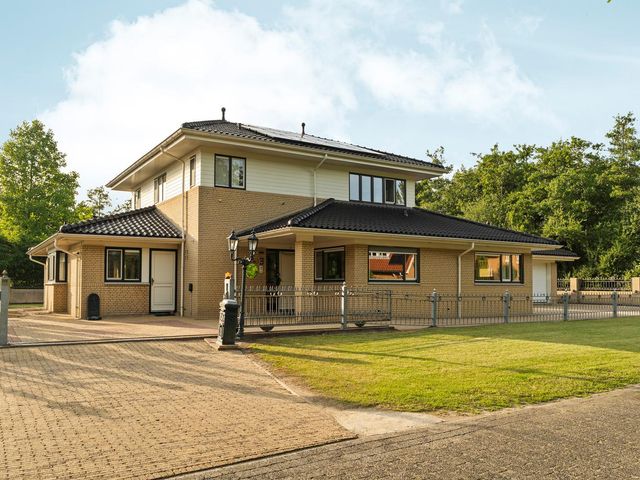 Kiekendieflaan 3, Almere