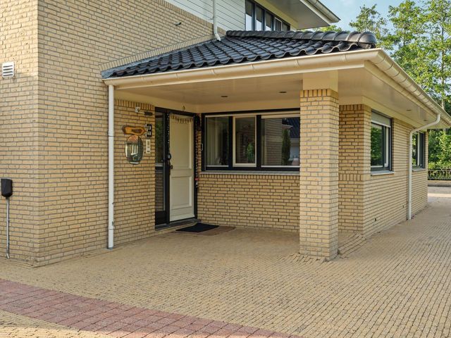 Kiekendieflaan 3, Almere