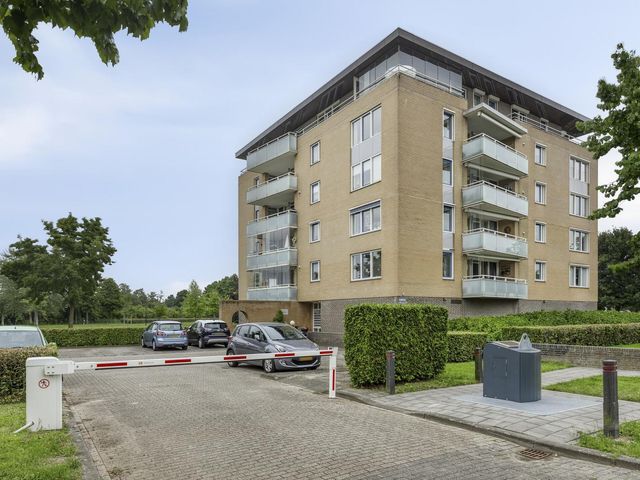 Schildwacht 35, Oss