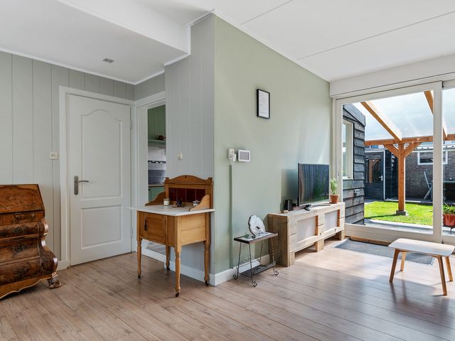 Schutsluis 35, Grootebroek