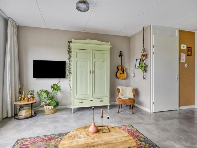 Valeriaan 72, Meppel