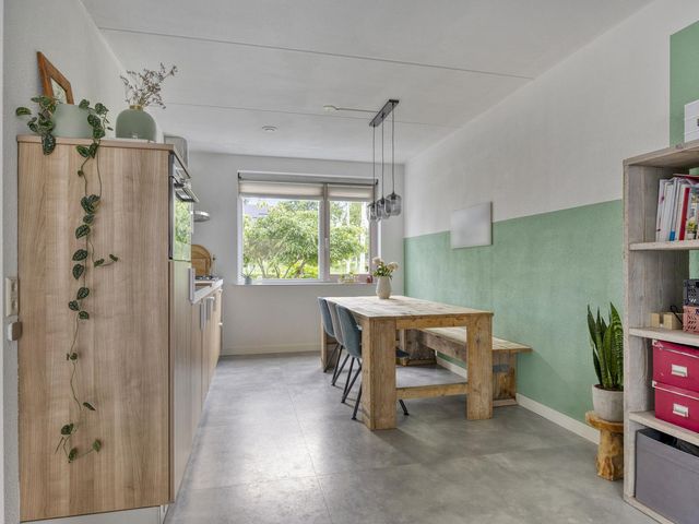 Valeriaan 72, Meppel