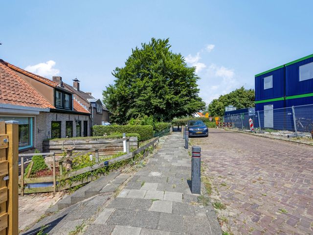 Stoofstraat 1, Zevenbergen