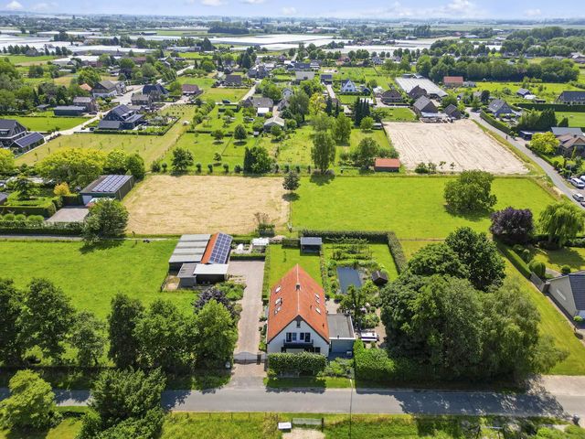 Selleland 3, Huissen