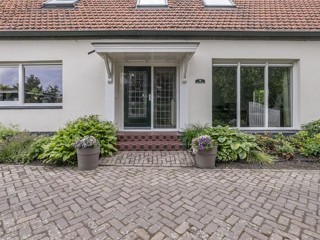Selleland 3, Huissen