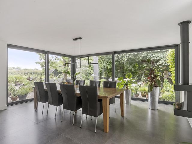 Selleland 3, Huissen