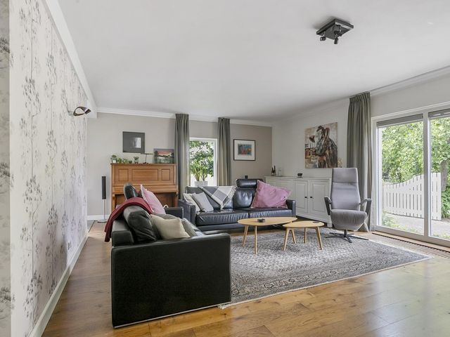 Selleland 3, Huissen