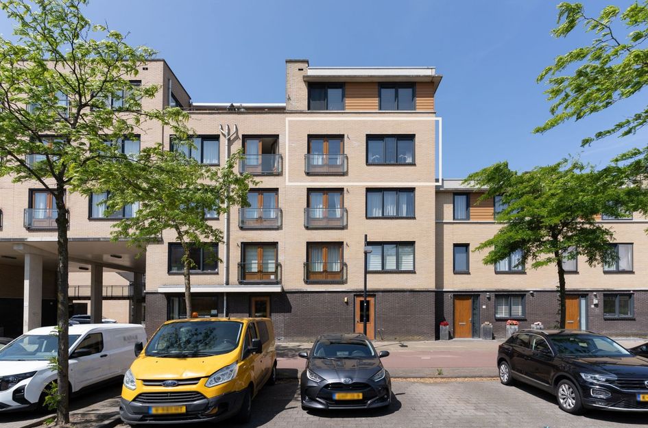 Avenue Carré 33