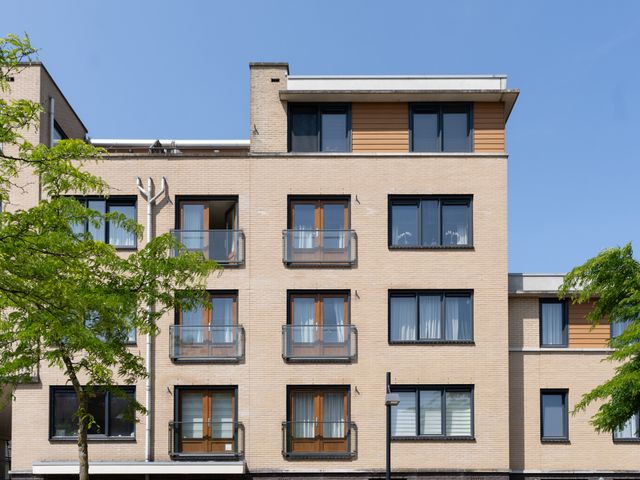 Avenue Carré 33, Barendrecht