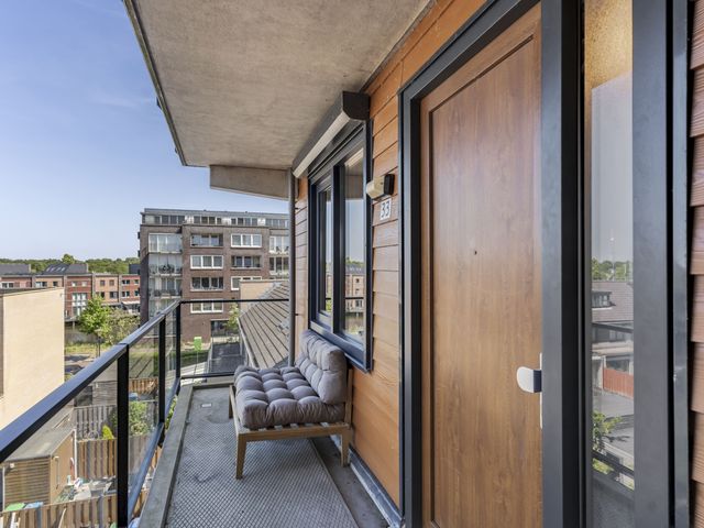 Avenue Carré 33, Barendrecht