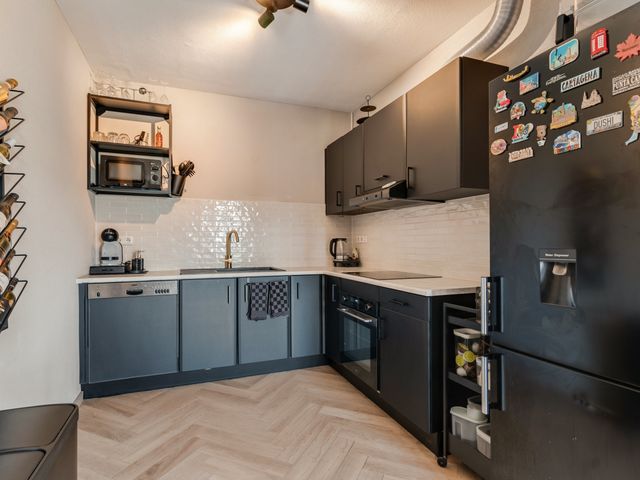 Avenue Carré 33, Barendrecht