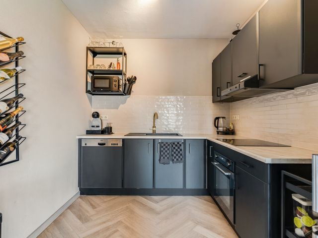 Avenue Carré 33, Barendrecht