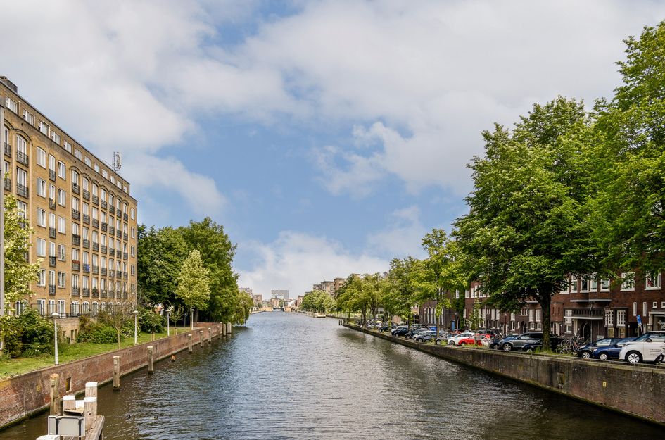 Admiraal de Ruijterweg 108 1