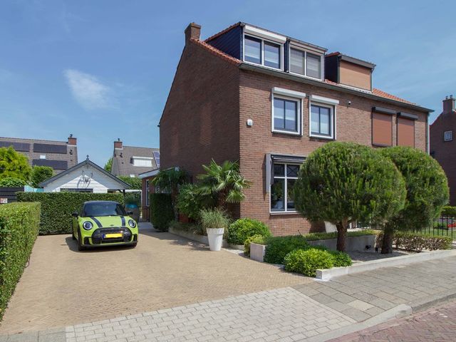 Trompstraat 16, Bunschoten-Spakenburg