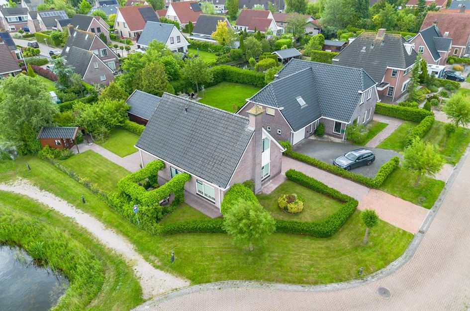 Zwaan 28