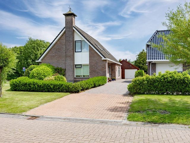 Zwaan 28, Grootegast