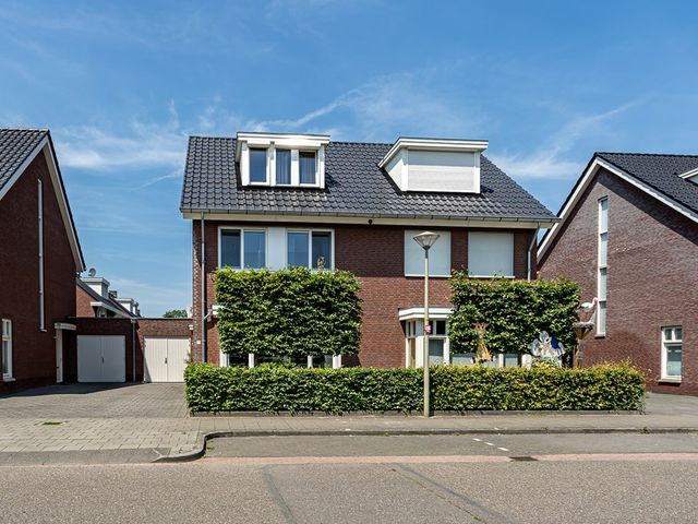 De Tuier 5, Groesbeek